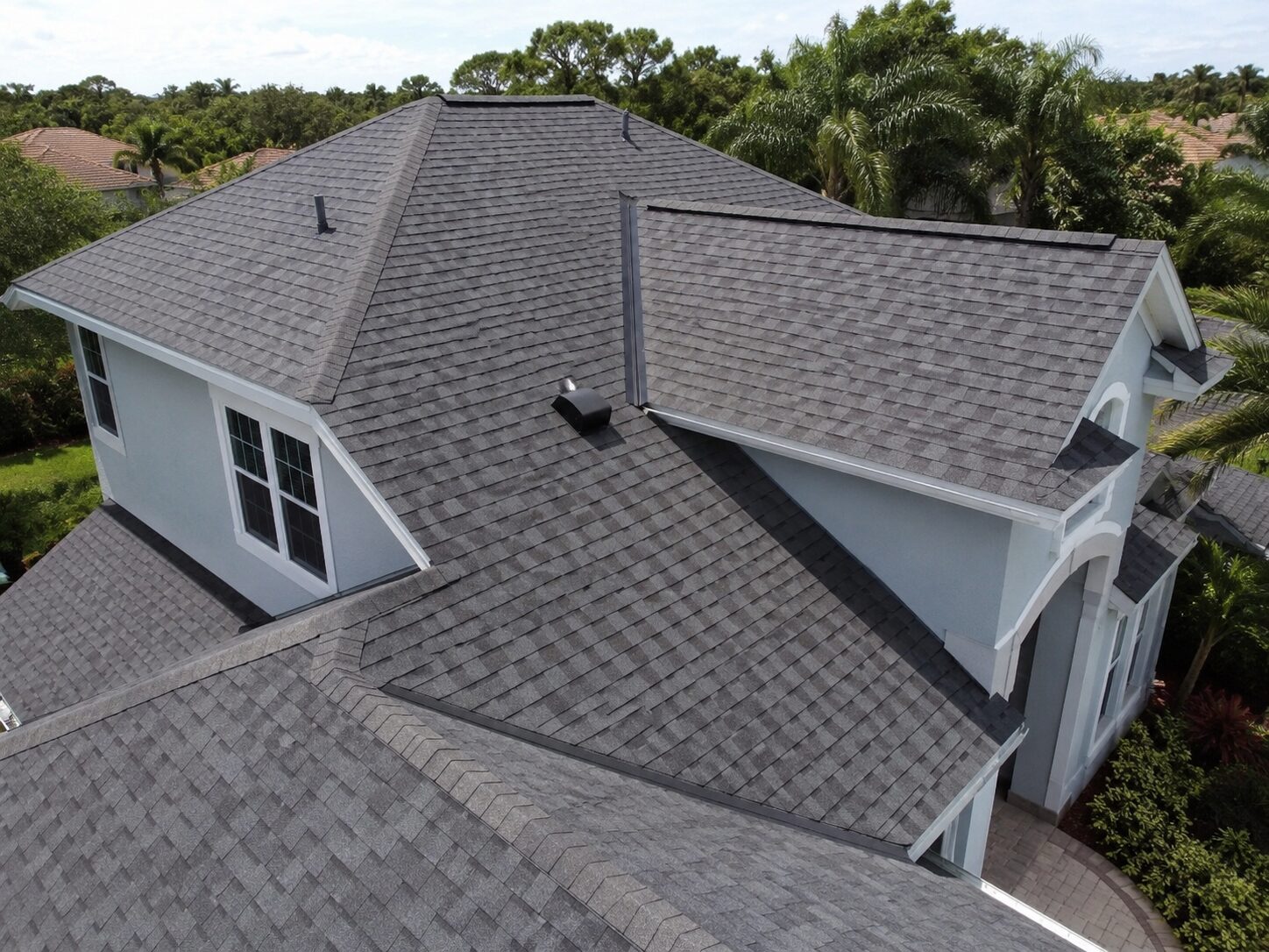 Roof replacement cost in Florida depends on roof size, material, pitch, ventilation, and flashing details